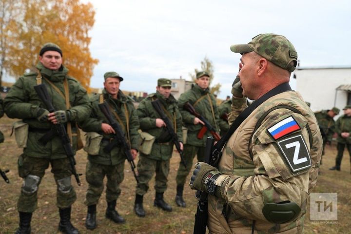 В Татарстане 305 тысяч рублей получат граждане, заключившие контракт на военную  службу после 31 августа 2023 года
