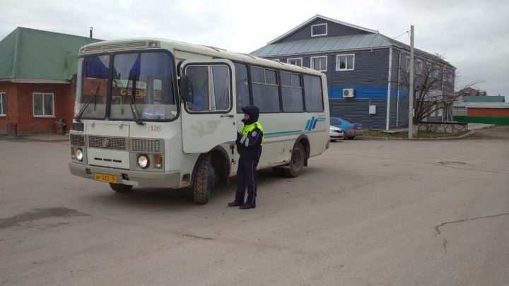 Кукмарада җәмәгать автобуслары тикшерелде