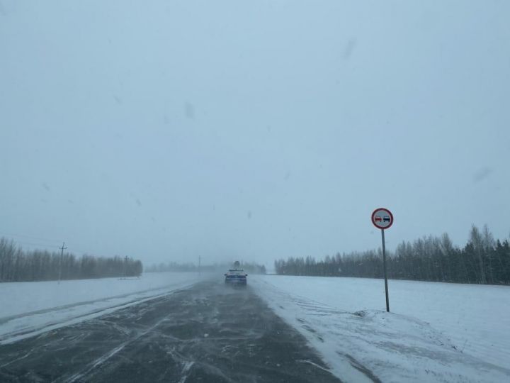 Госавтоинспекция напомнила татарстанским водителям об осторожности в непогоду