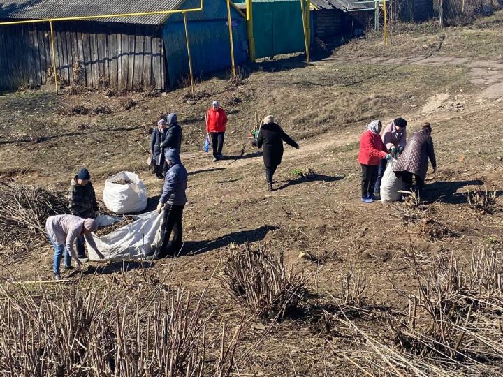 Кукмара районының оешма һәм учреждение коллективлары өмәгә чыкты