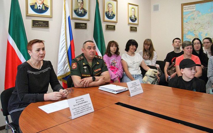 Мобилизованные татарстанцы пообщались с родными по телемосту
