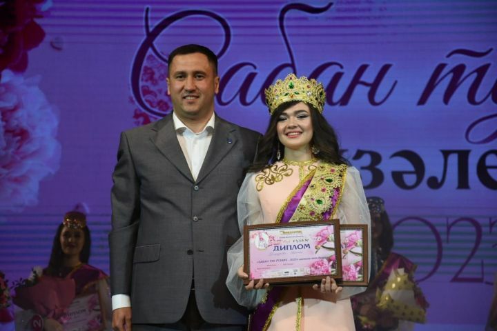 Кукмара районы Арпаяз авылыннан Гөлинә Бакирова Яр Чаллыда “Сабантуй гүзәле-2023” бәйгесендә җиңү яулады