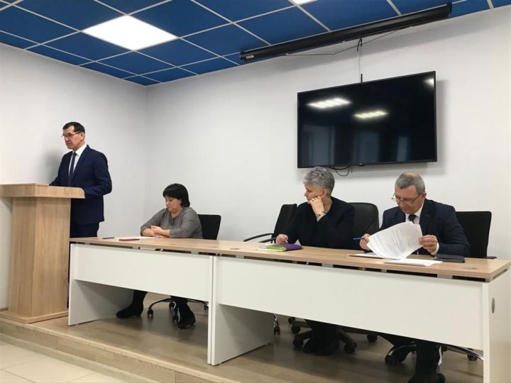 В Кукморе подвели итоги работы  районных электрических сетей