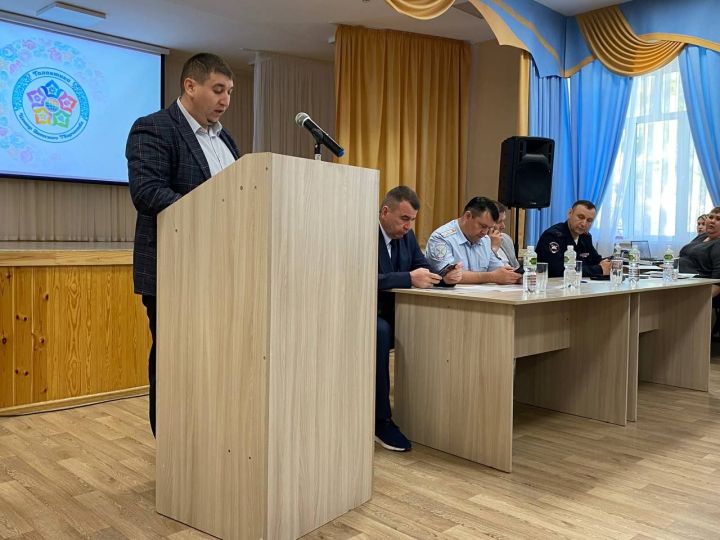 В Кукморе состоялось расширенное заседание комиссии по безопасности дорожного движения