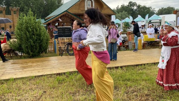 Кукморяне представили подворье на Сабантуе в Казани – фоторепортаж