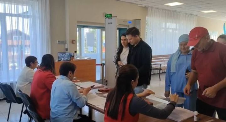 К 12 часам явка избирателей по Кукморскому району составила 34,58%