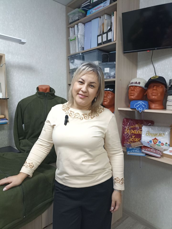Волонтерлык хәрәкәте кураторы Ирина Иванова:  Хәзер дә әле мин күңелем белән укытучы