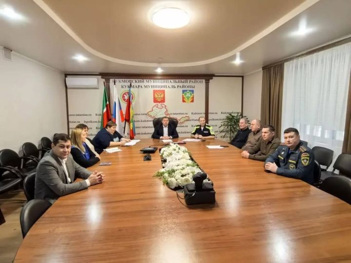 В Кукморском районе подвели итоги работы по безопасности дорожного движения за 11 месяцев 2025 года