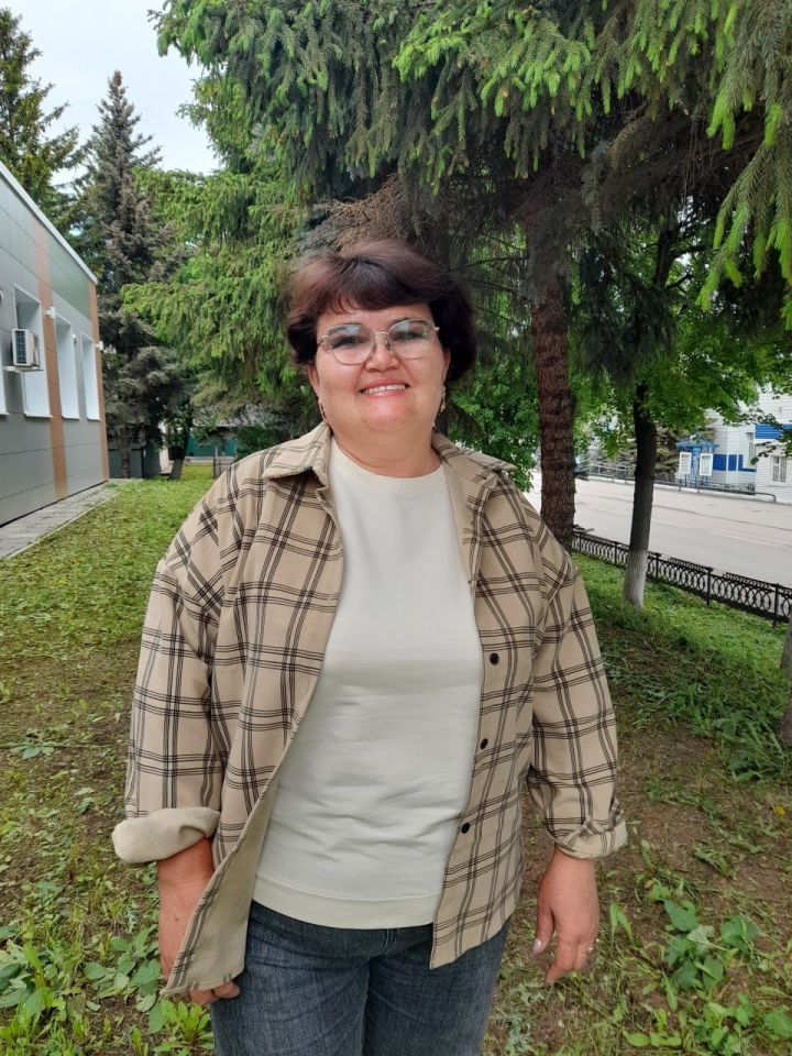 Заведующая клубом села Люга Эльмира Ибрагимова: С детства я любила петь и танцевать