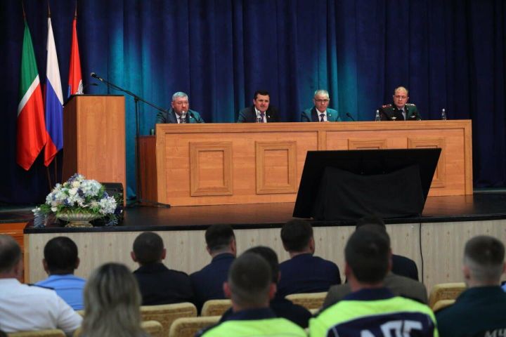 Гафаров отметил рост количества ДТП на дорогах муниципалитетов РТ