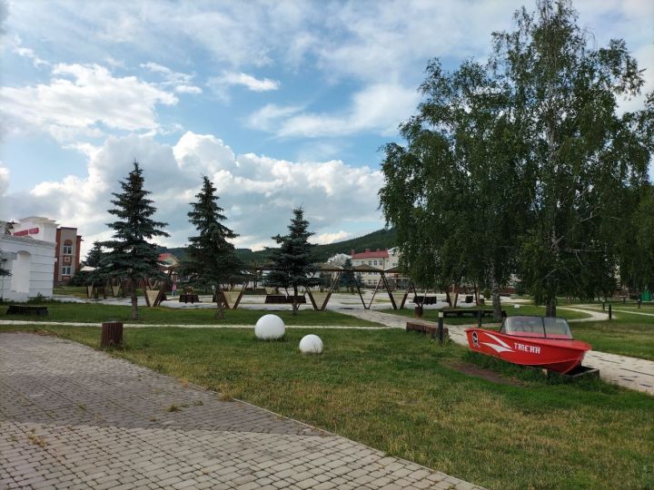 В Кукморском районе ожидается гроза, град и до 31 градусов тепла