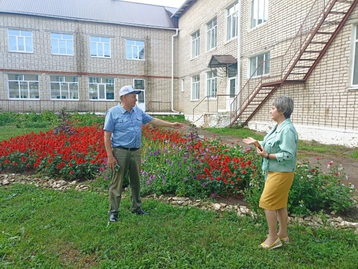 Кукмара районында мәгариф учреждениеләренең яңа уку елына әзерлеге тикшерелә