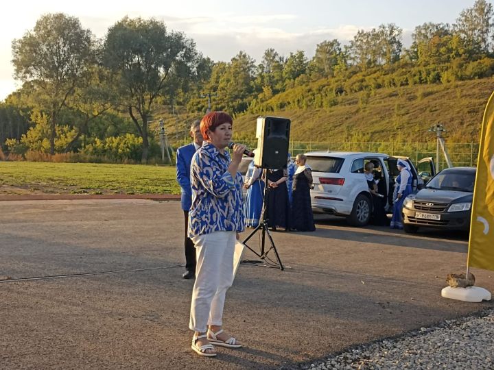 Туеш стадионында «Кичке уен» гөрләде