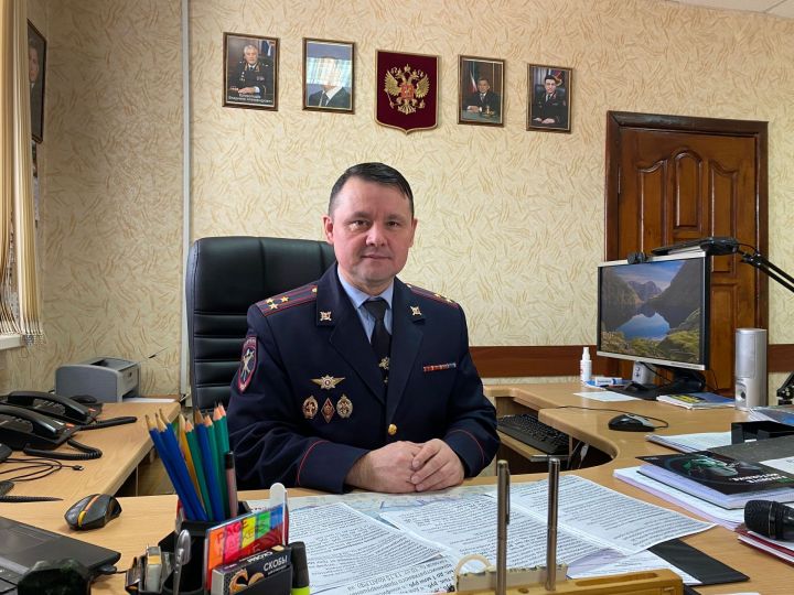 Кукмара эчке эшләр бүлеге җитәкчесе интернетта экстремизм һәм террорлыкка өндәгән өчен нинди җаваплылык каралуын сөйләде
