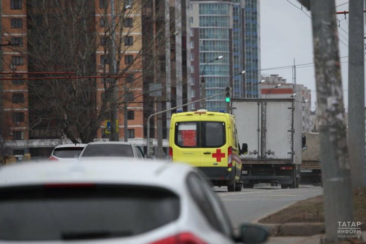 Важно для водителей: с 1 сентября — новые штрафы за непропуск машин с мигалками