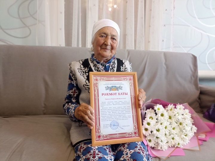 90-летняя Нурфига Хусаинова из Кукмора: А вот в душе я не старше 18