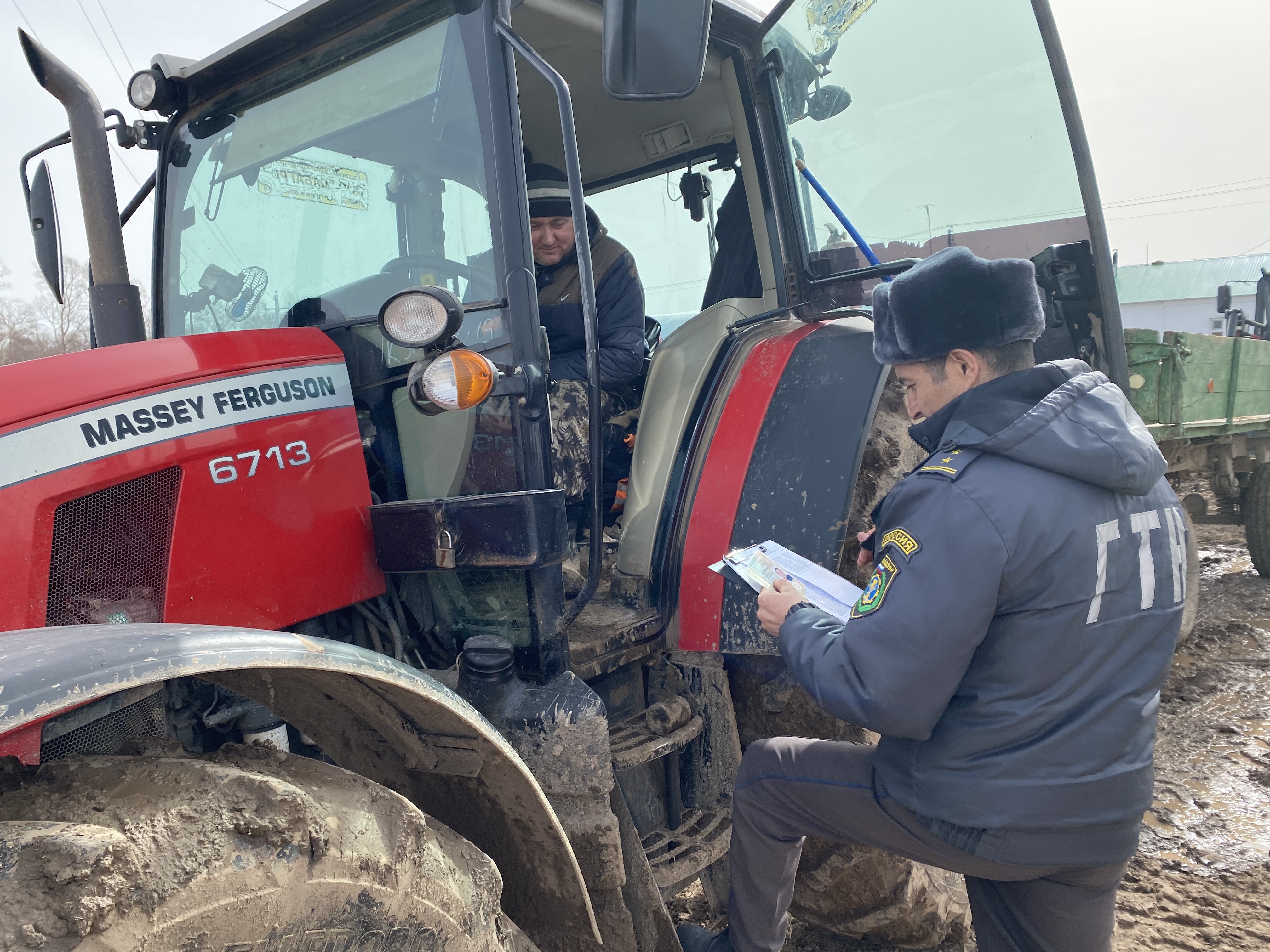 На сельхозпредприятиях Кукморского района проводится проверка состояния техники