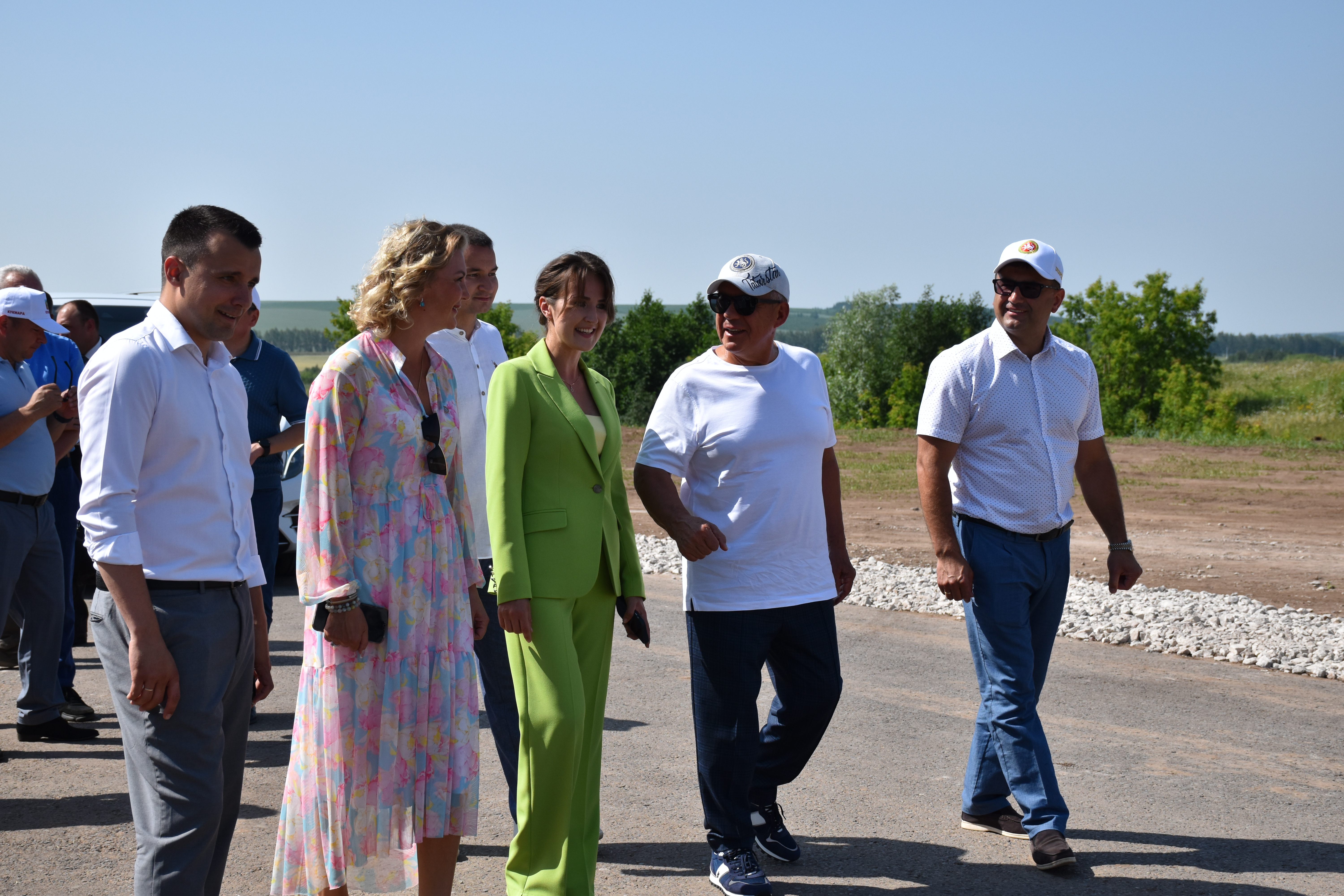 Татарстан Рәисе Рөстәм Миңнехановның эш сәфәре «Нараткай» лагереннән башланды