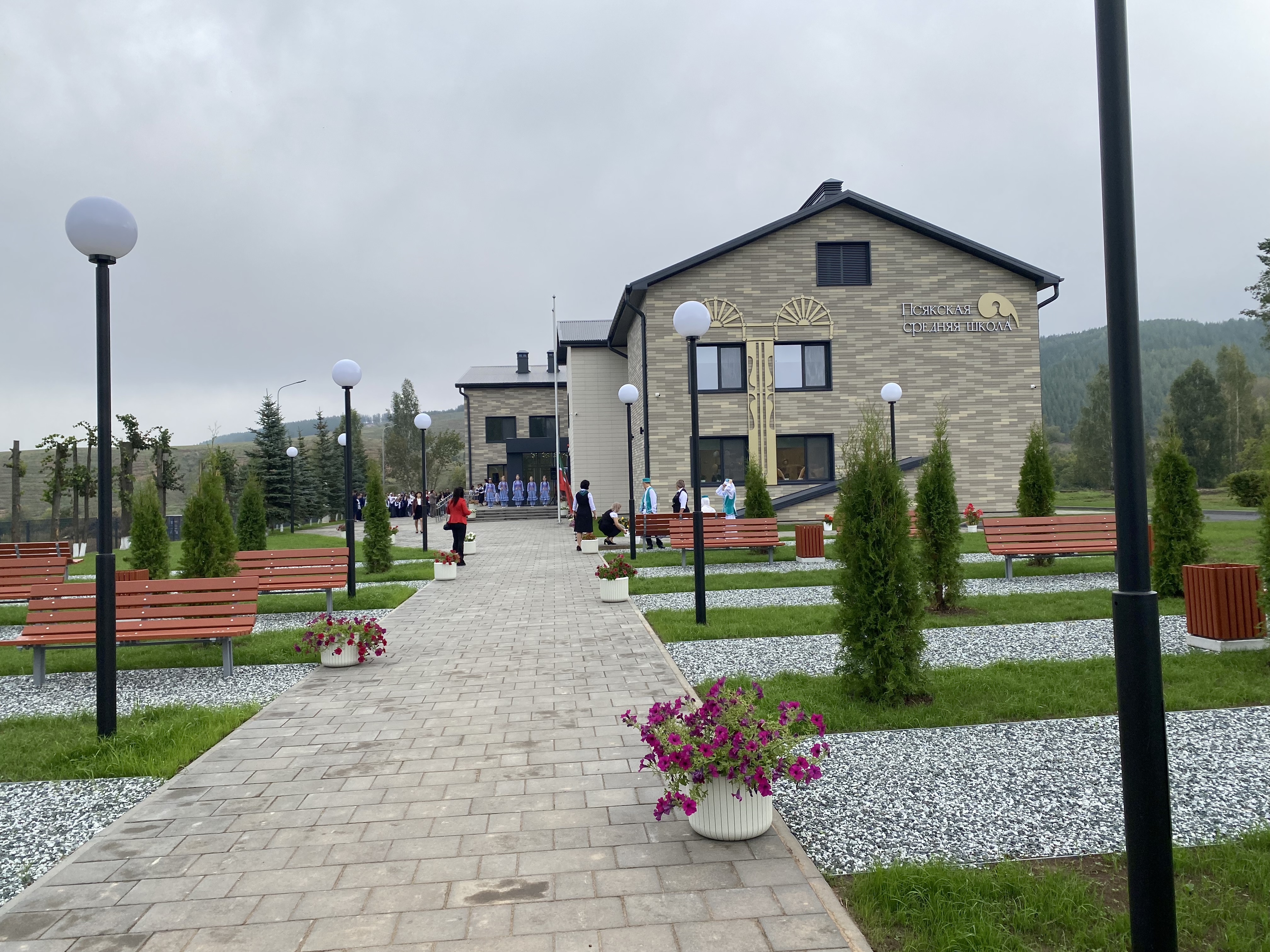 В деревне Псяк Кукморского района торжественно открыли после капитального ремонта школу