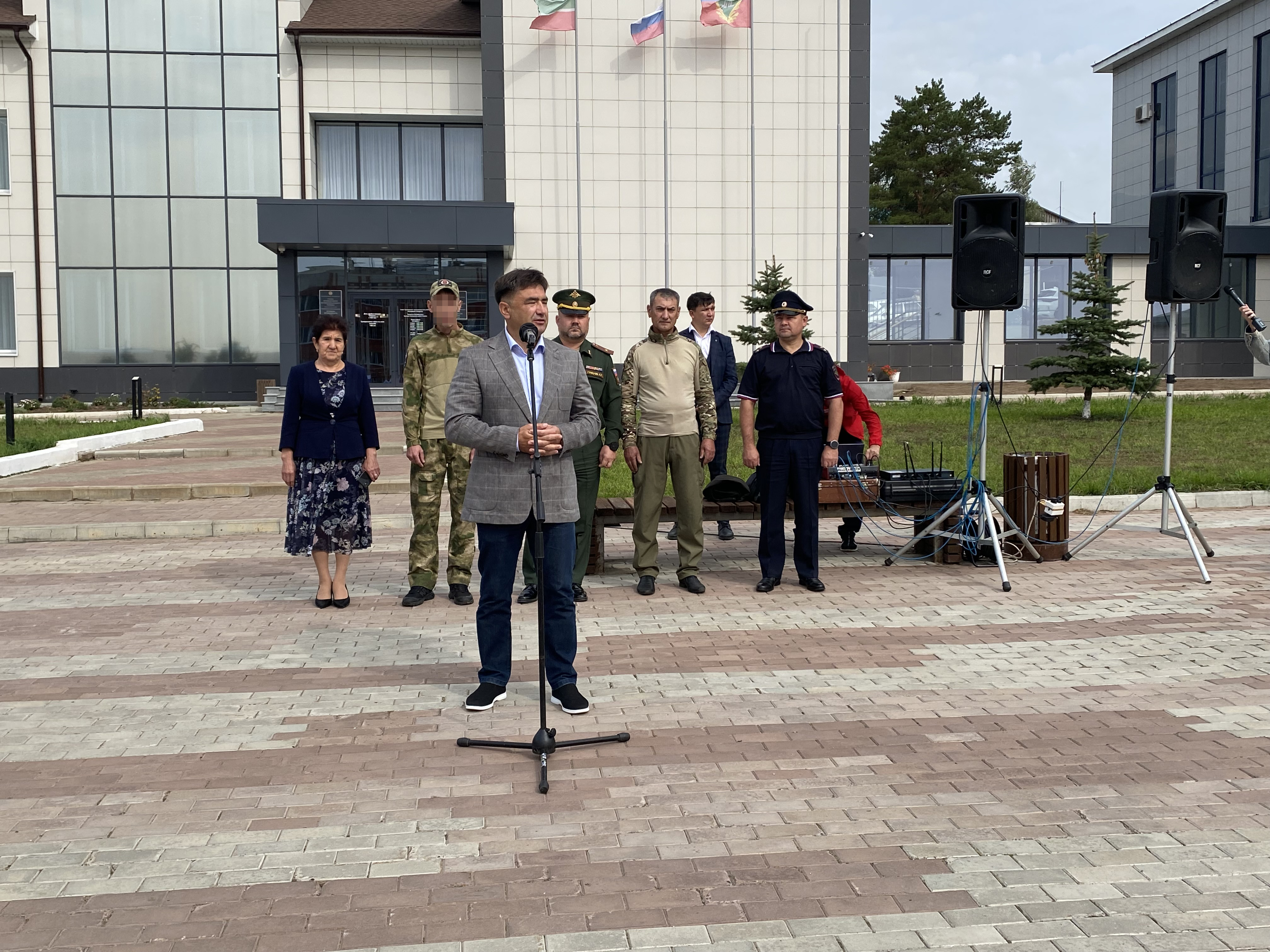 Кукмарадан махсус хәрби операциягә чираттагы машина озатылды
