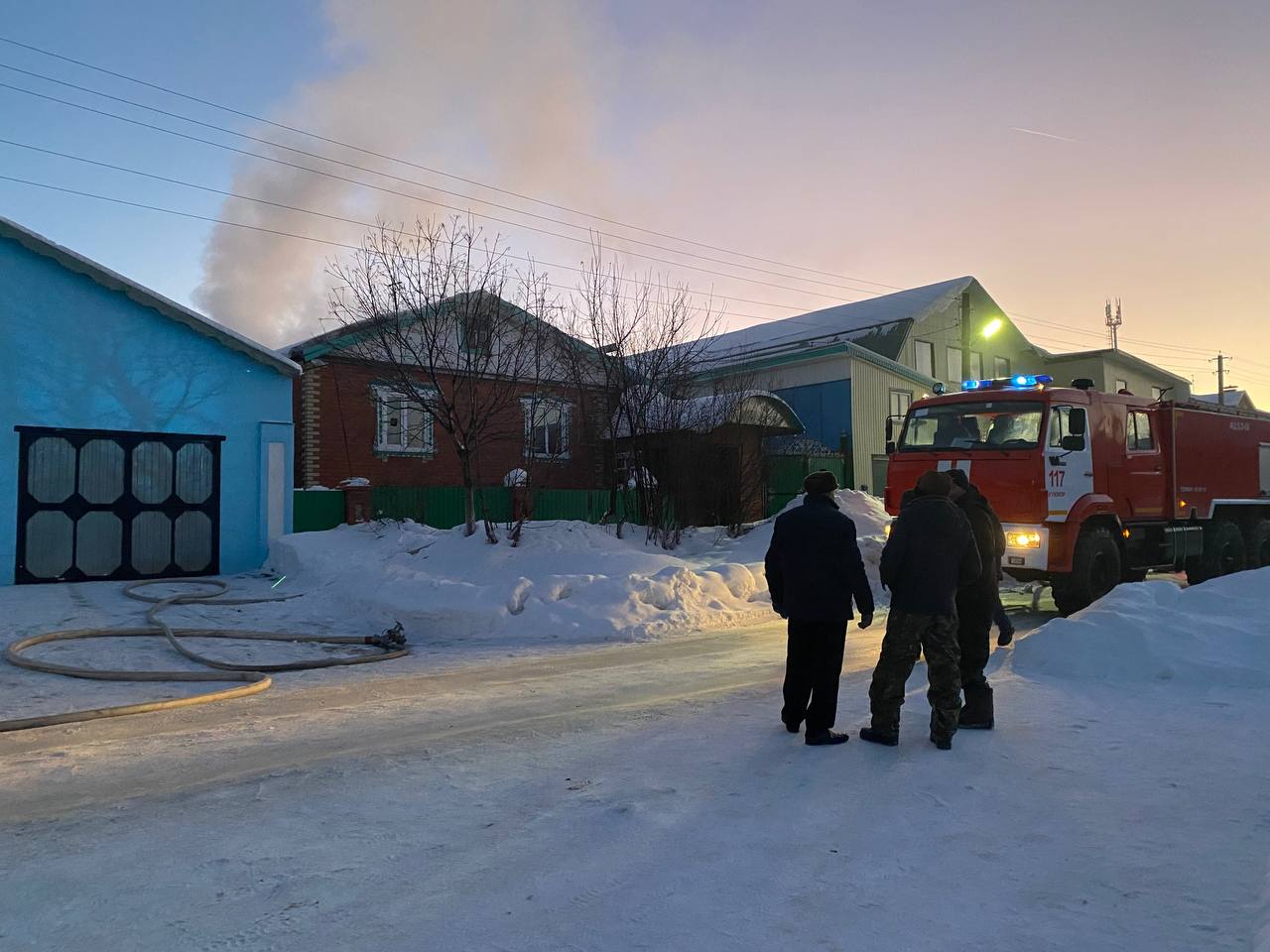 В Кукморе загорелась баня