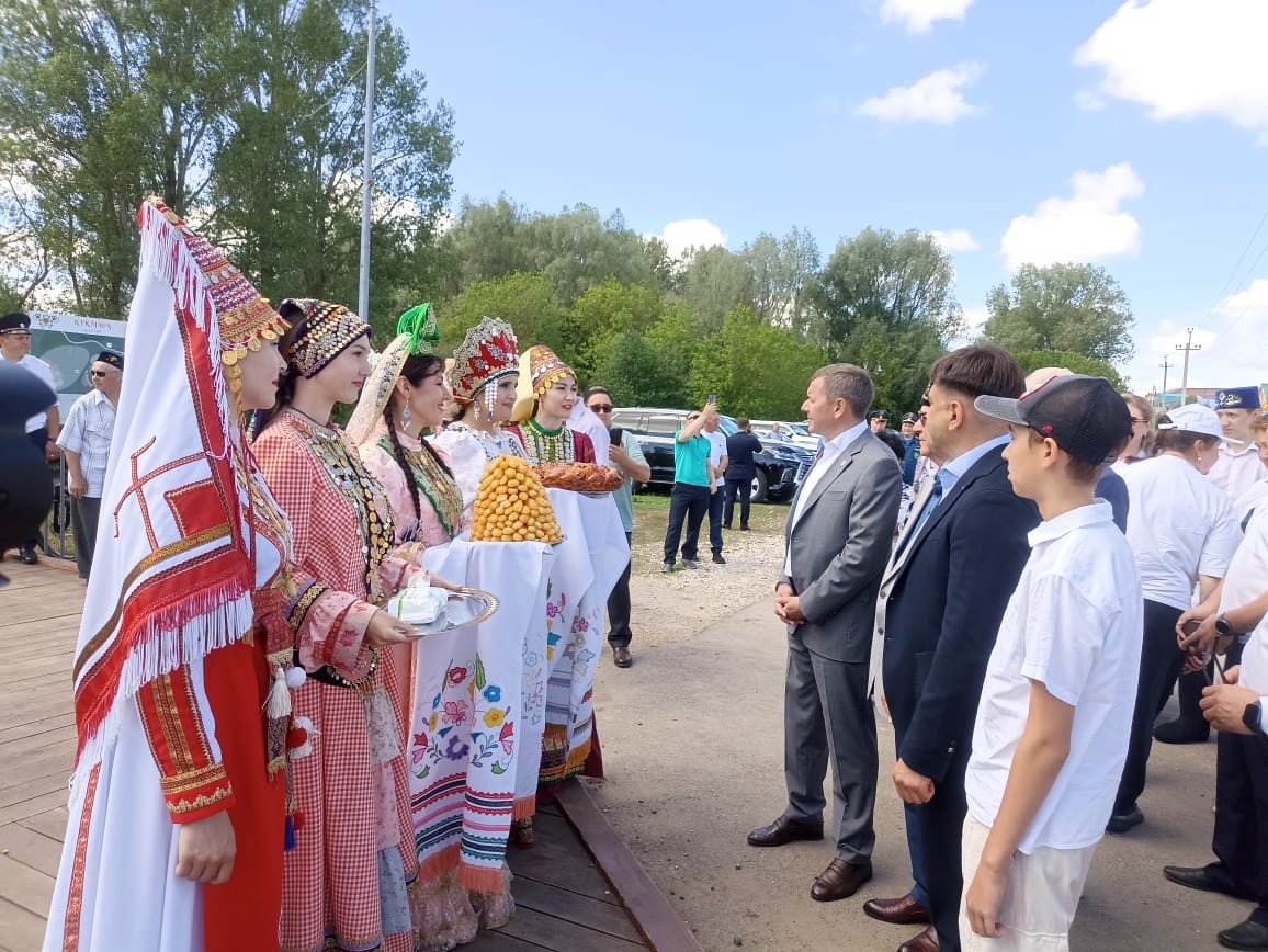 В Кукморе празднуют Сабантуй — фоторепортаж