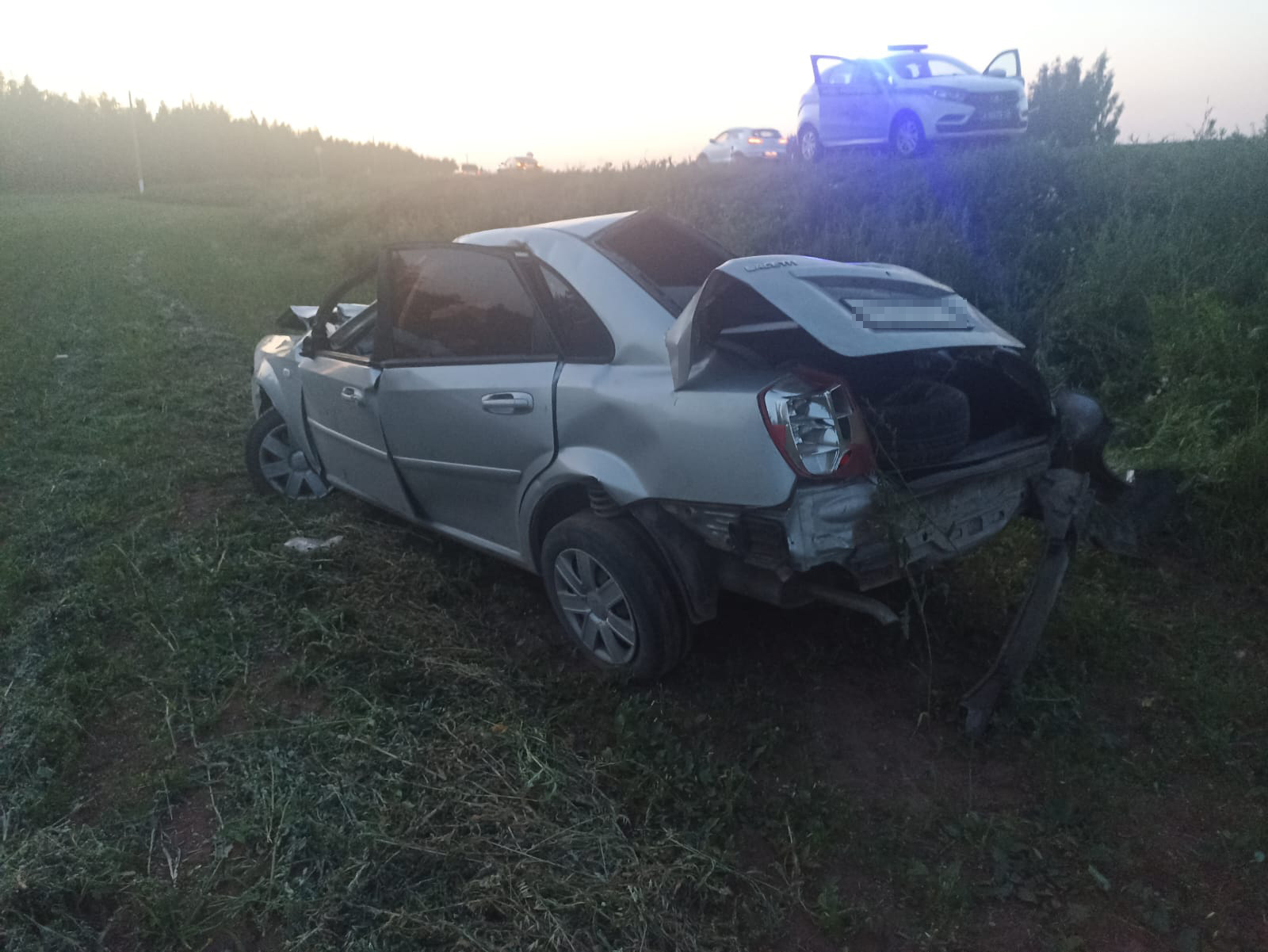 Кукмара районында чит ил автомобиле юл читенә төшеп капланган, шоферы һәлак булган