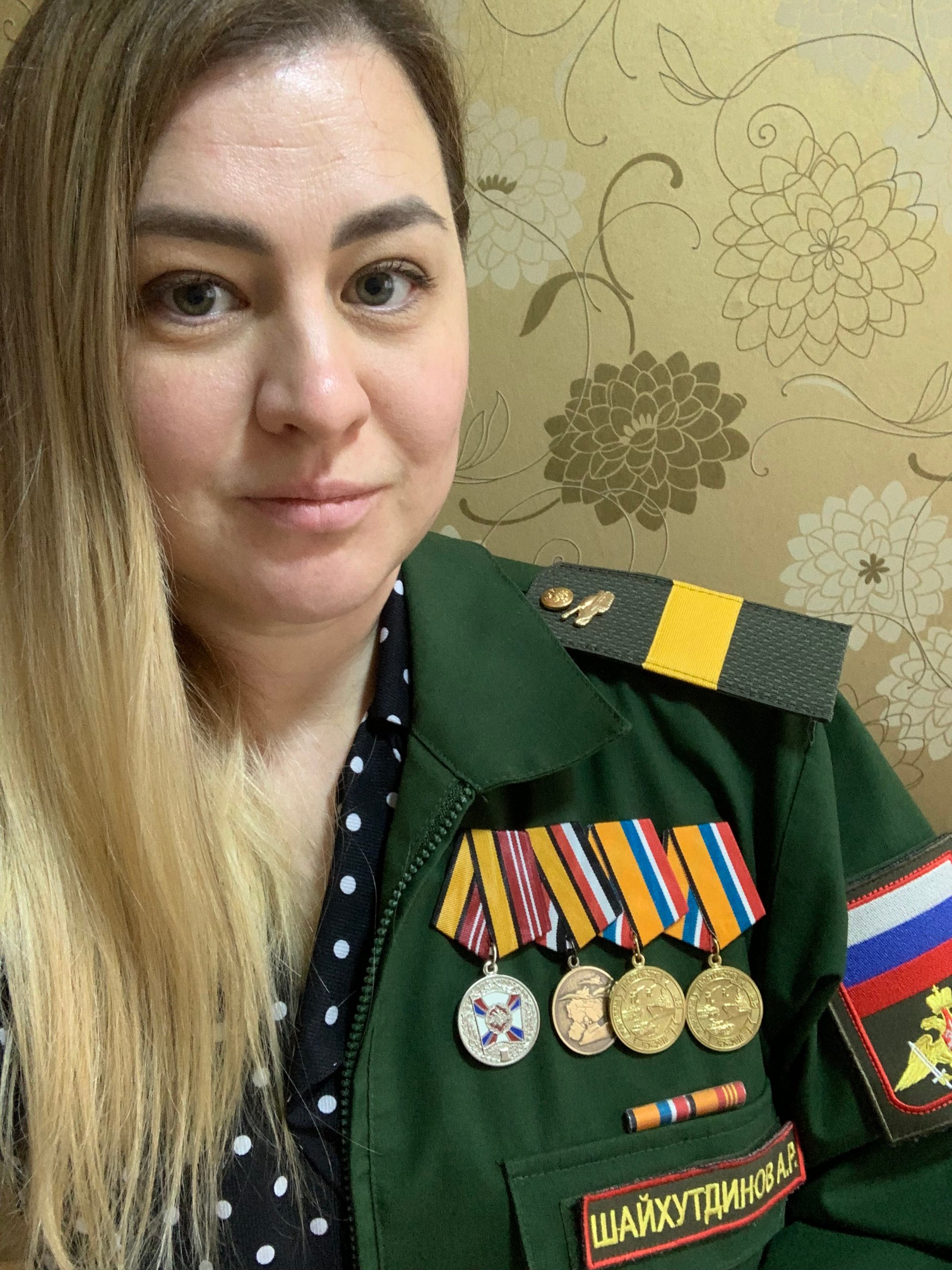 «Балаларым белән горурланам»: Кукмарада гомер кичерүче улы һәм кияве — хәрби, ә кызы — волонтер