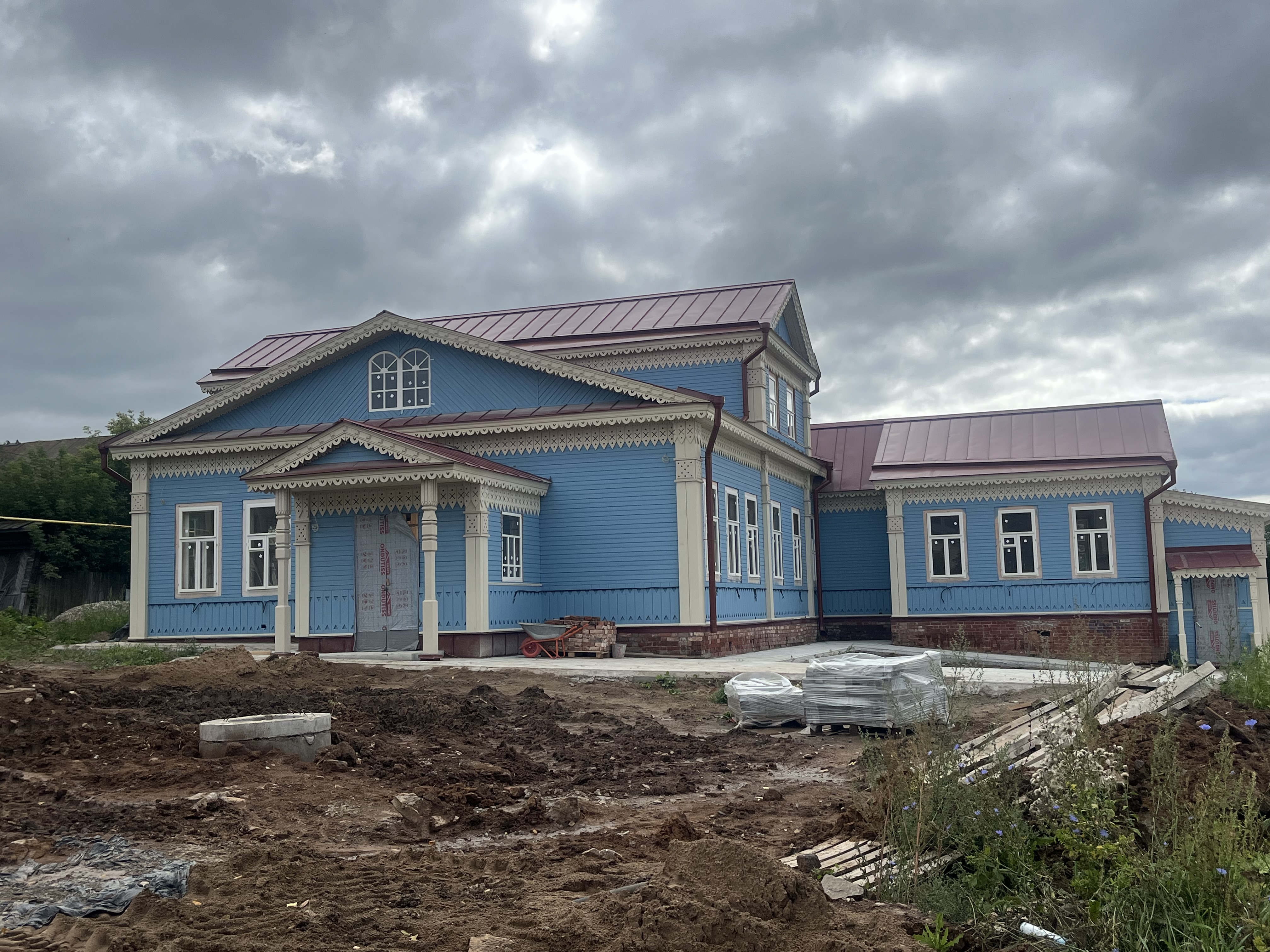 Мәйданы 340 квадрат метрдан артык булган тарихи бина бүген икенче тормыш ала. 