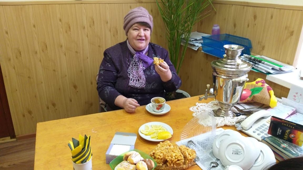 В редакции проходит День чая