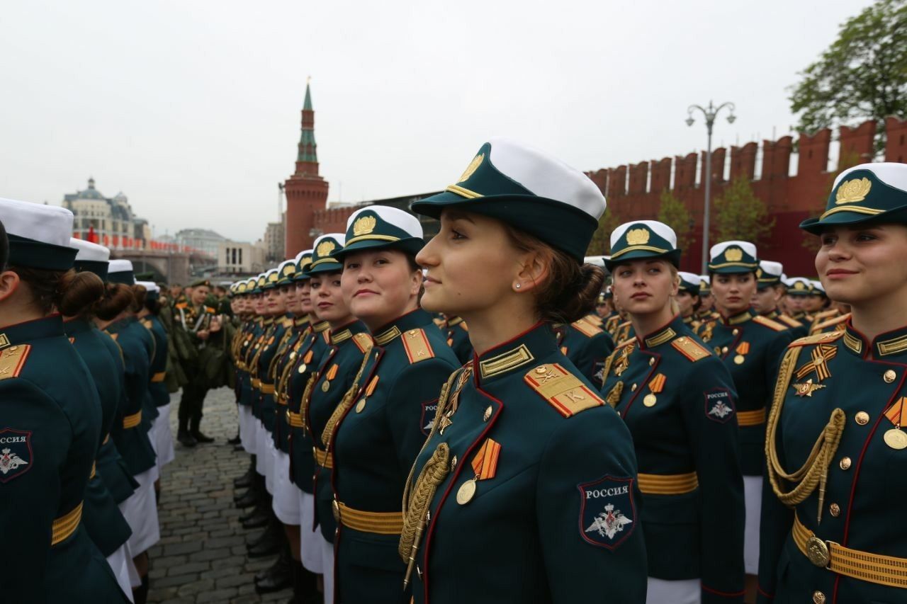 Вольском высшем военном училище тыла. Вольский военный институт тыла. Военный институт Вольский институт. Курсанты Вольского военного института МО. Военная Академия тыла в Вольске.