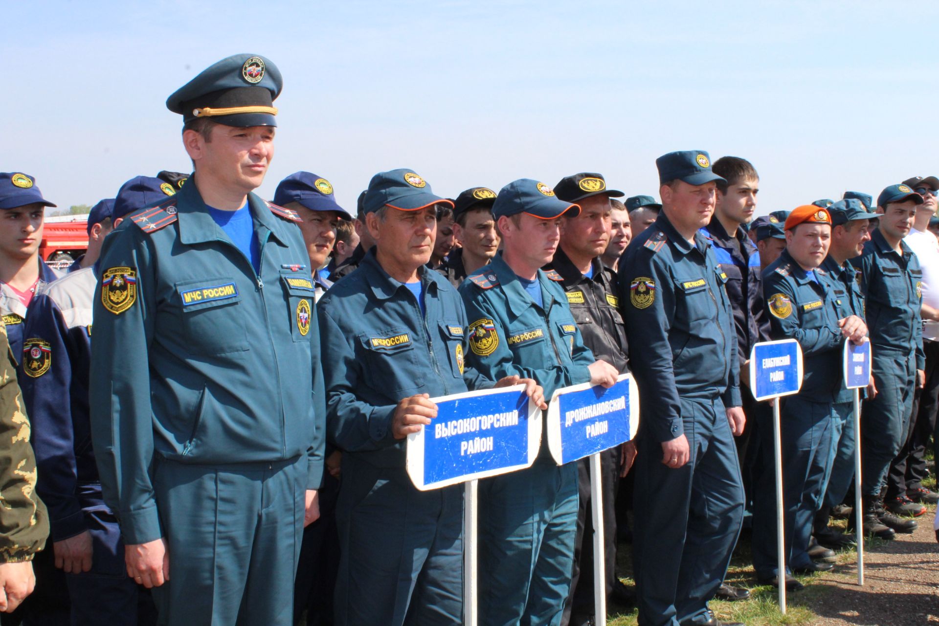 Фоторепортаж: Кукмарада ирекле янгын сүндерү отрядларының республика смотр –конкурсы үткәрелде