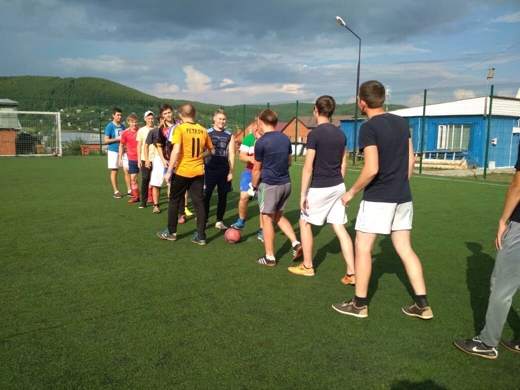 Фото: В Кукморе прошел районный турнир по мини-футболу среди удмуртской молодежи