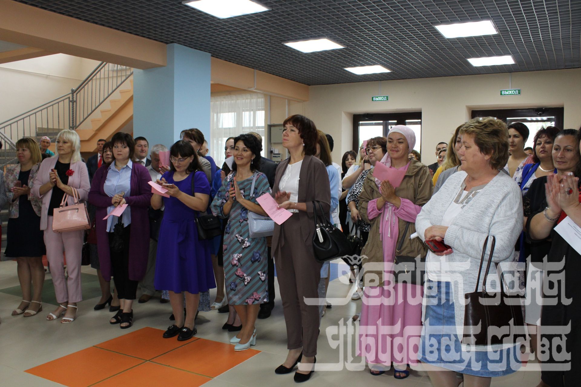 Фото: 250 руководителей Исполкомов районов республики, начальников управлений образований и заместителей побывали в Кукморе