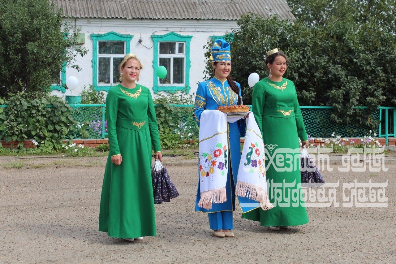 Фото: Кукморский элеватор принял обозы с зерном нового урожая