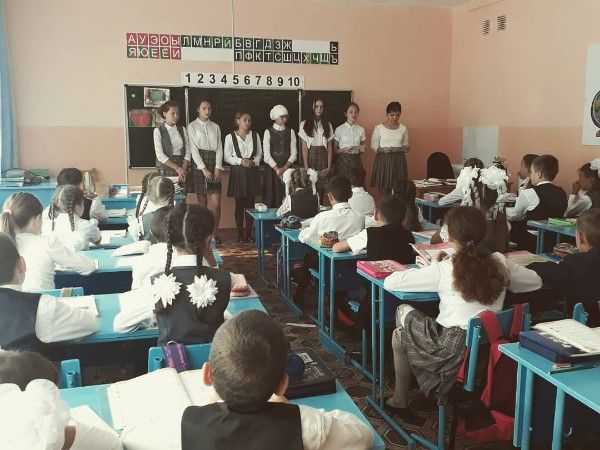 Фото: В Кукморской средней школе №3 прошла акция "Мысли трезво"
