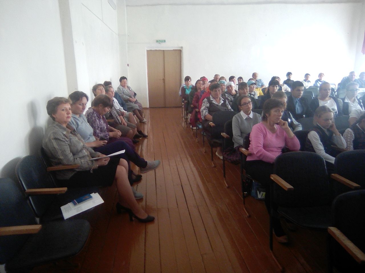 В Ныртинской школе прошло родительское собрание с участием начальника ГИБДД и инспектора ПДН