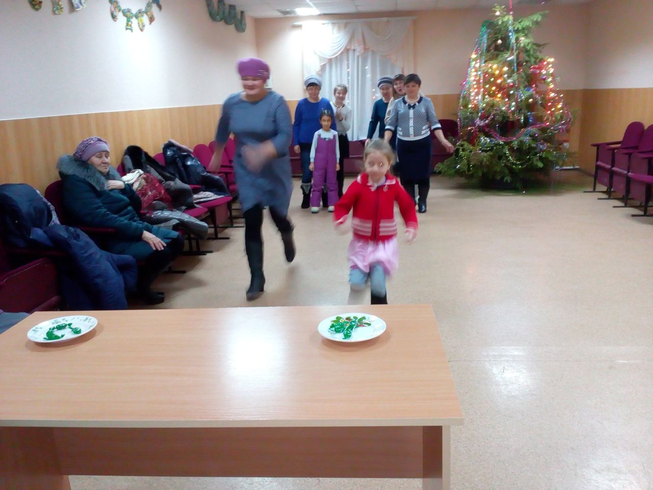 Фото: Югары Өскебашта искечә Яңа ел бәйрәме оештырылды