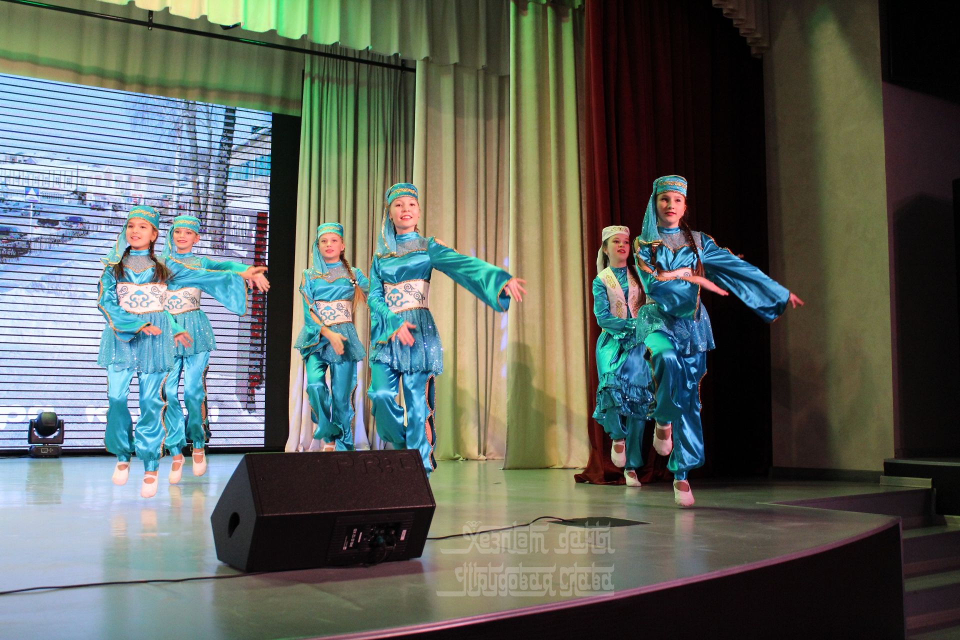 Фоторепортаж и видео с фестиваля татарской народной песни «Кукмара кышы»