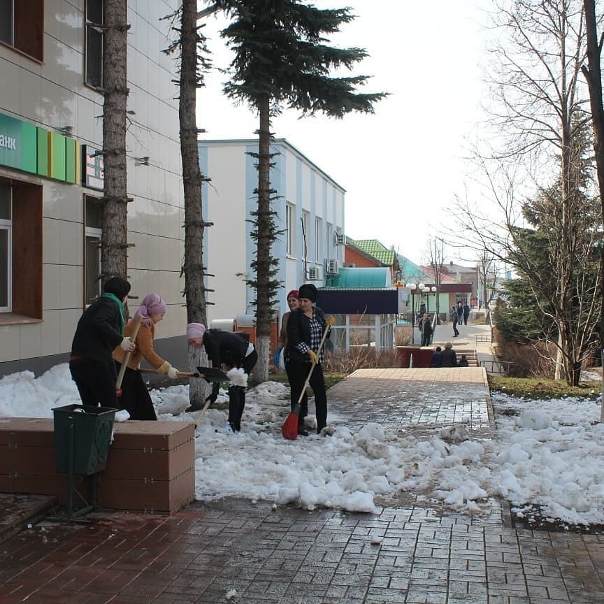 Фото: Кукморяне вышли на субботники