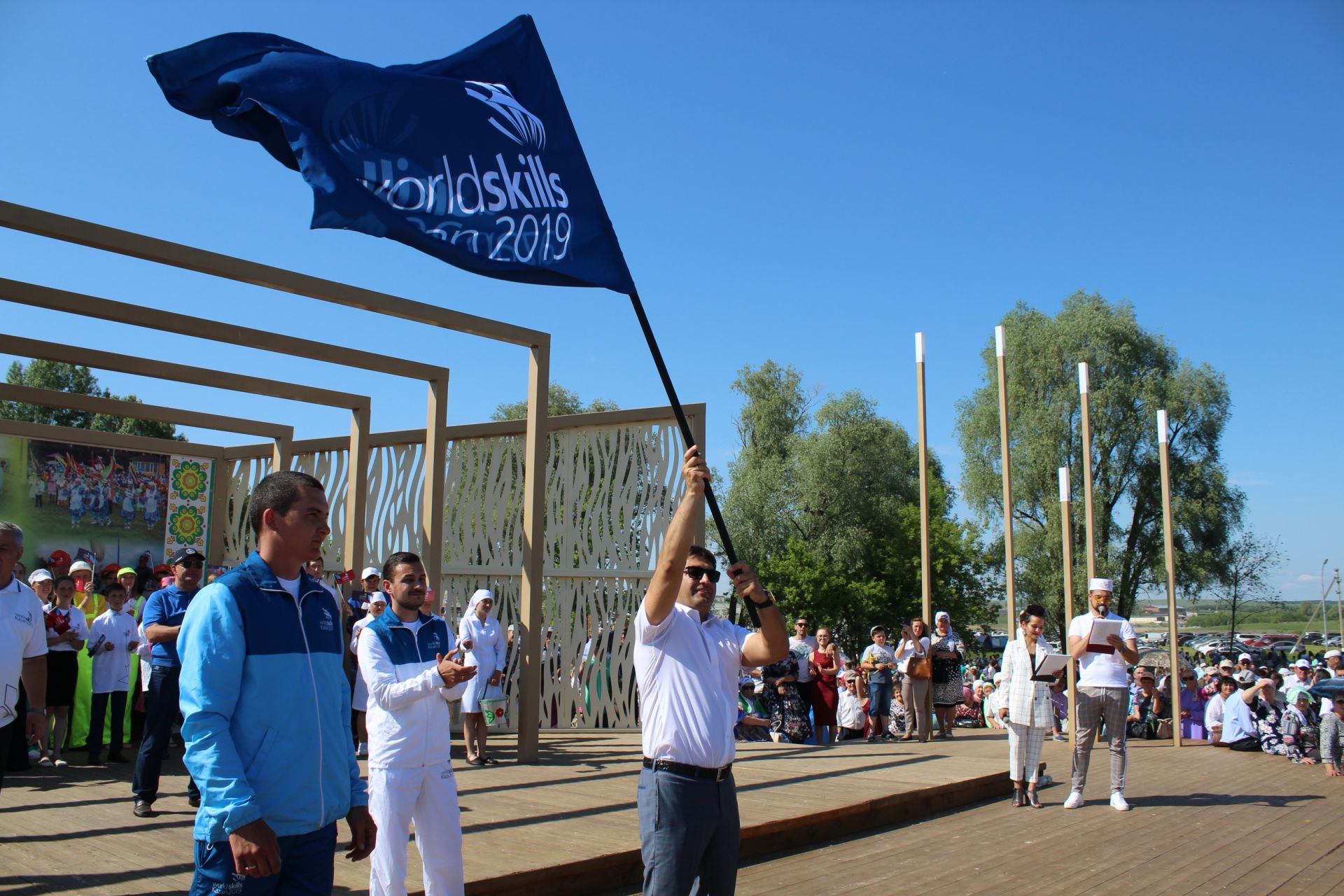 Фото: Кукмор принял республиканскую эстафету флага мирового чемпионата WorldSkills Kazan-2019