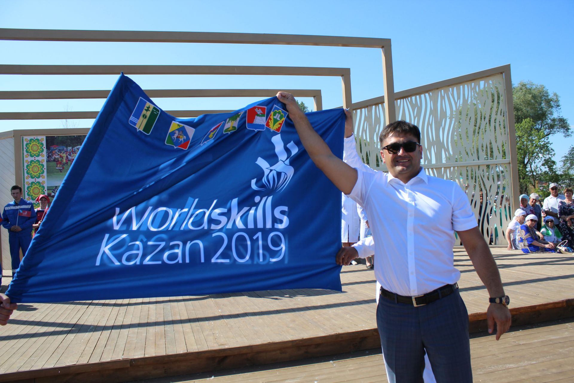 Фото: Кукмор принял республиканскую эстафету флага мирового чемпионата WorldSkills Kazan-2019