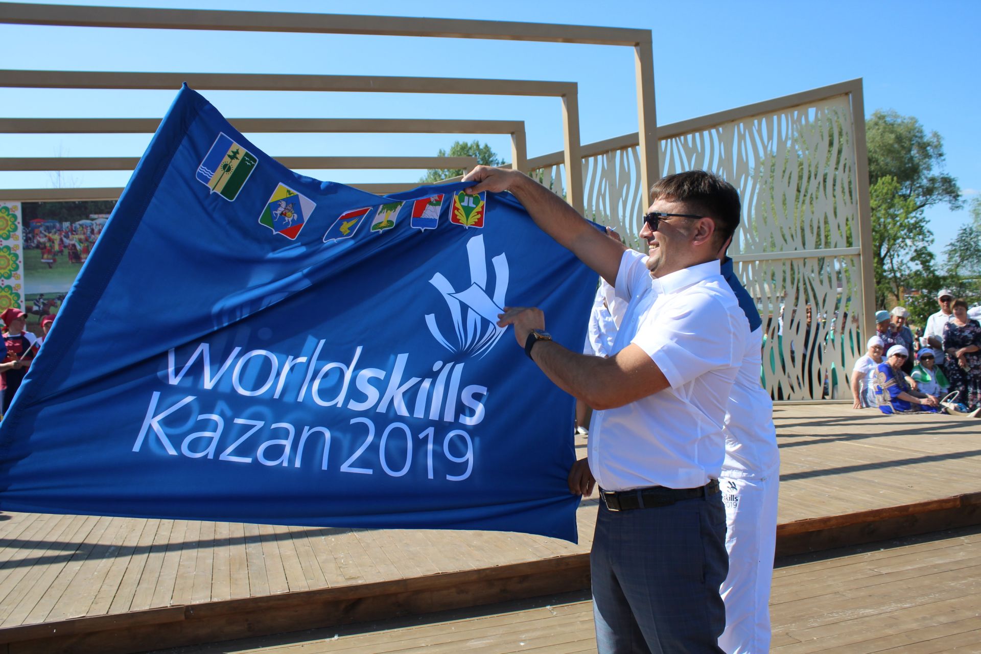 Фото: Кукмор принял республиканскую эстафету флага мирового чемпионата WorldSkills Kazan-2019