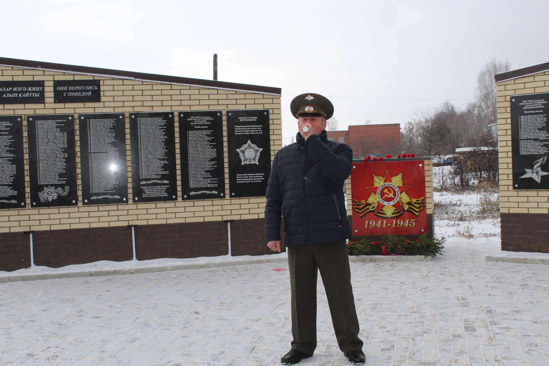 В двух селах Кукморского района торжественно открыли памятники по проекту «Историческая память»