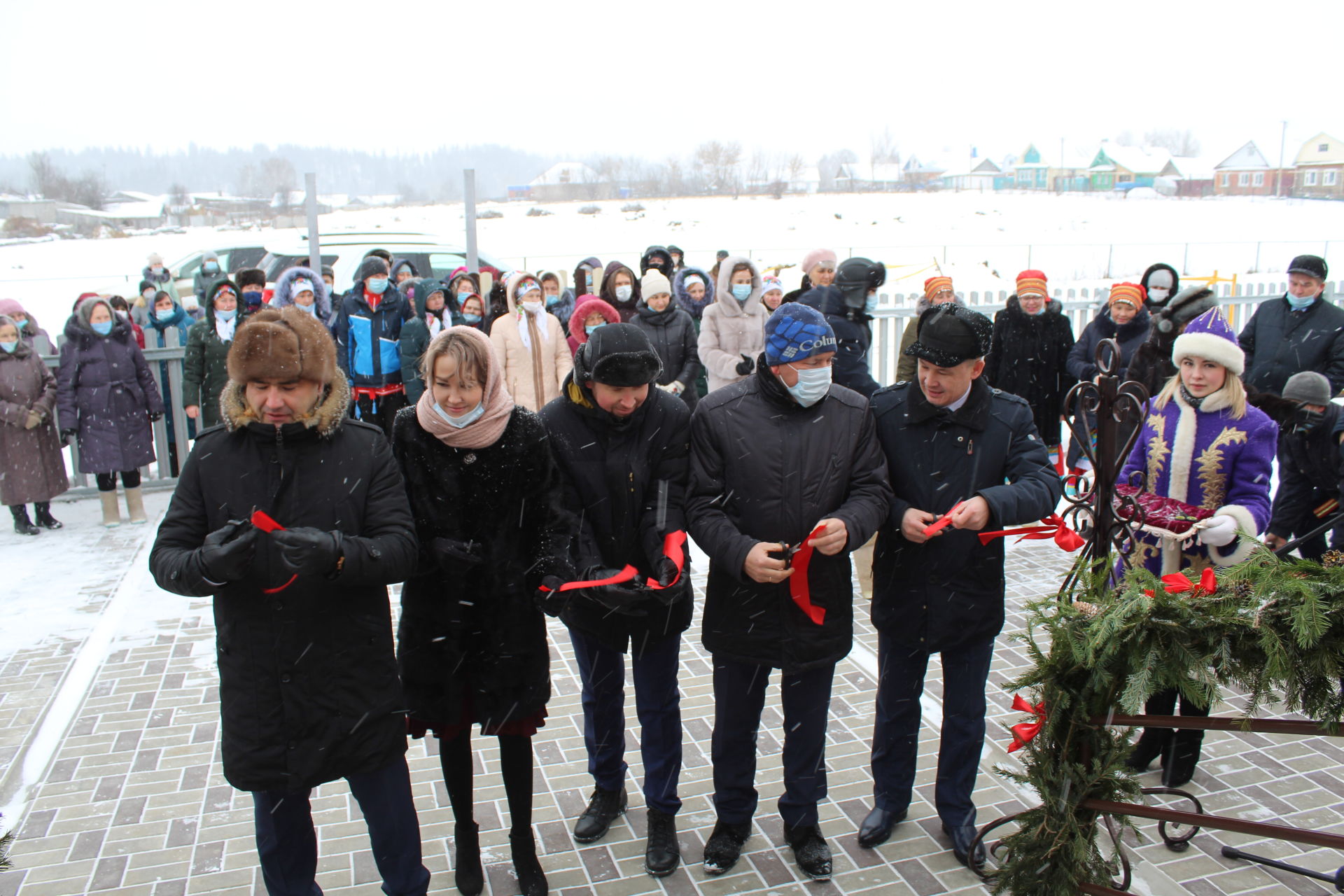 Кукмара районының Иске Юмья һәм Югары Шәмәрдән авылларында яңа клублар ачылды