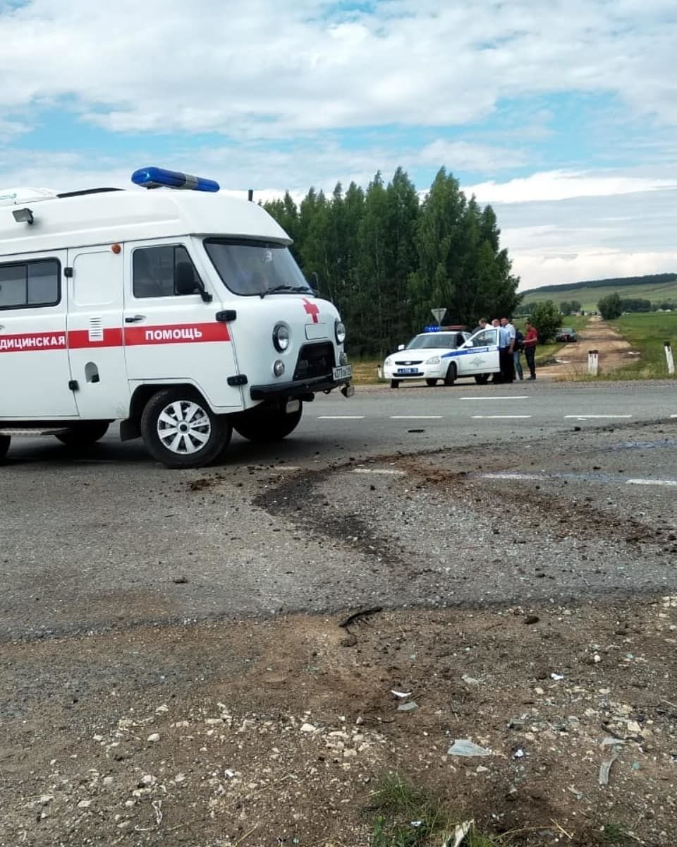 В Кукморском районе столкнулись два легковых авто, есть пострадавшие