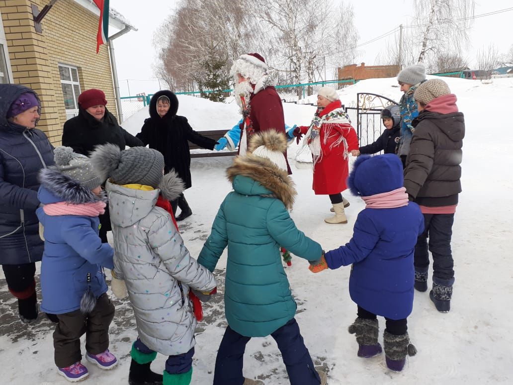 В Поч.Сутере отгуляли широкую Масленицу
