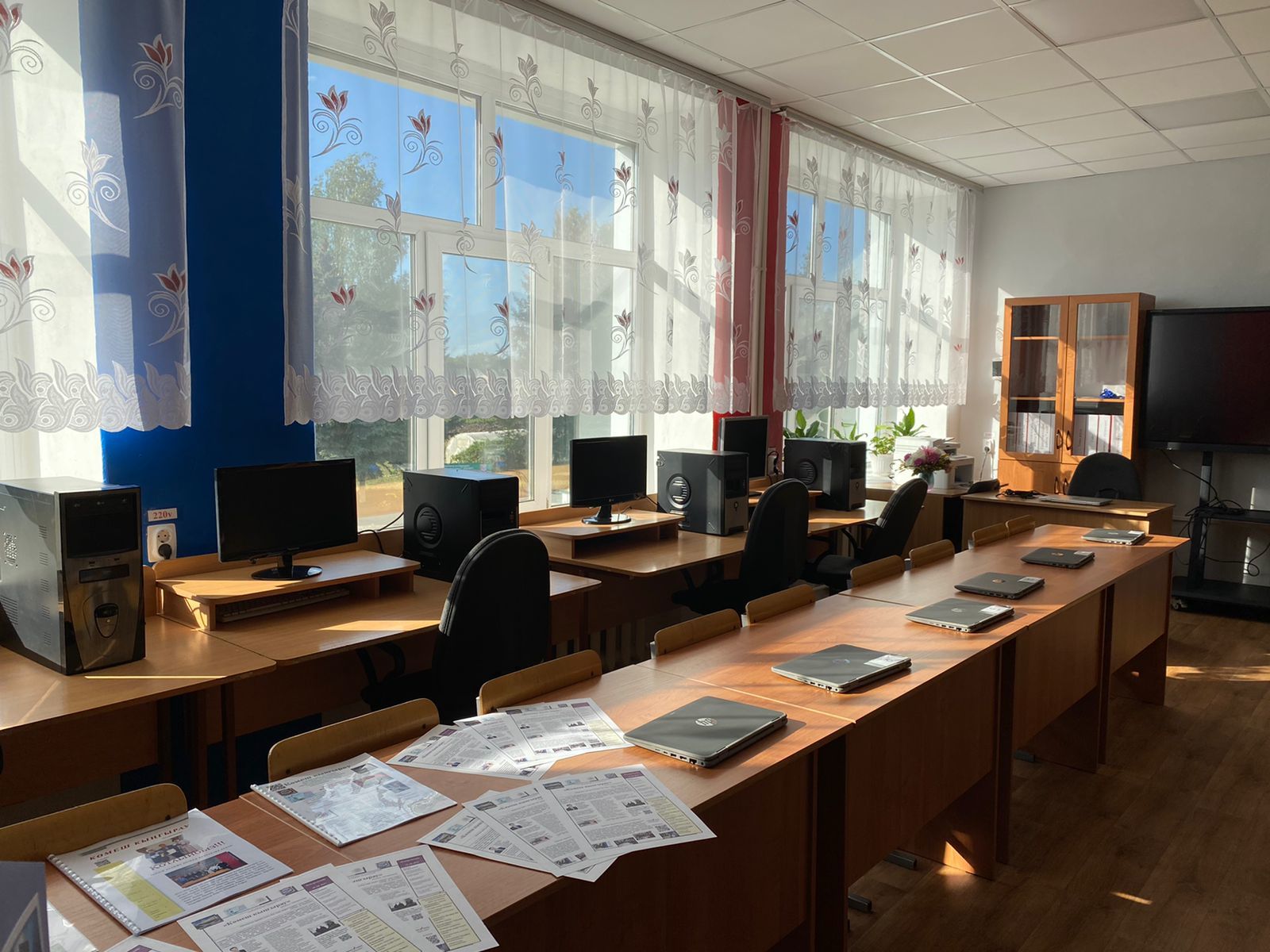 Руководство района проверило готовность Большесардекской гимназии к новому учебному году