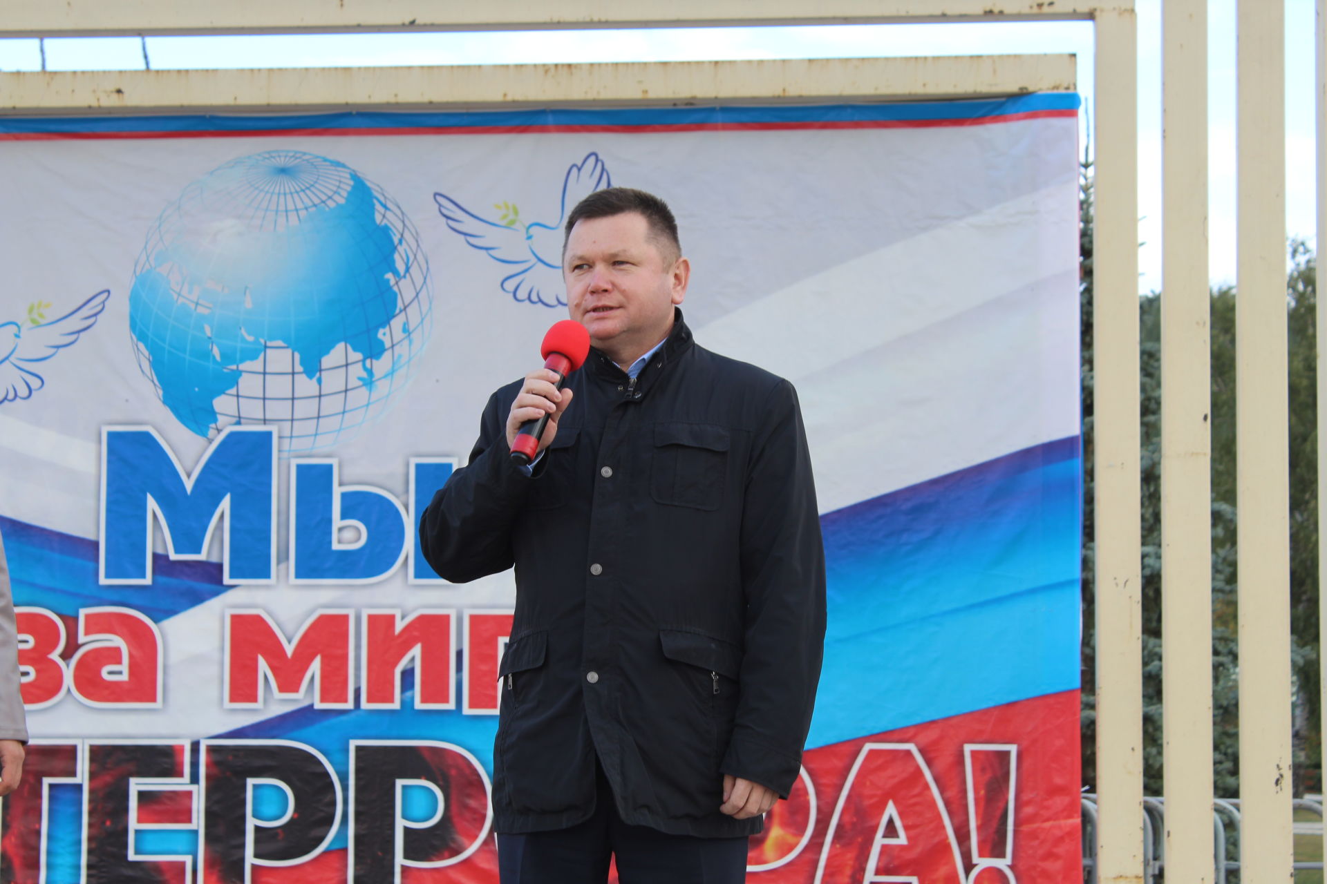 В Кукморе почтили память жертв теракта в школе Беслана