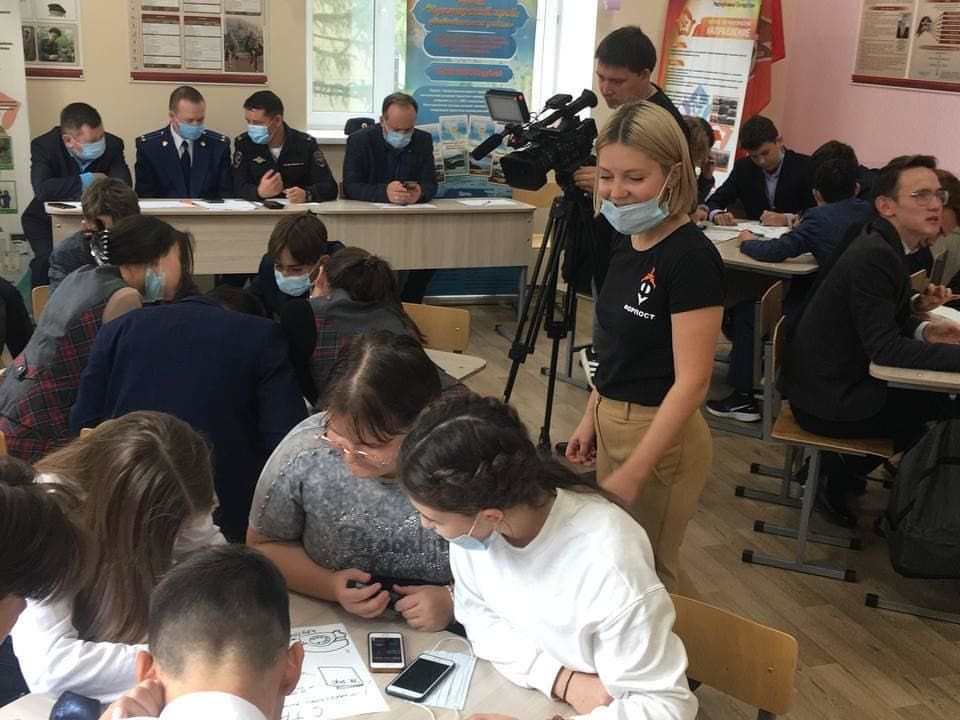 Учащиеся школ Кукморского района приняли участие в решении кейсов «Территория мира»